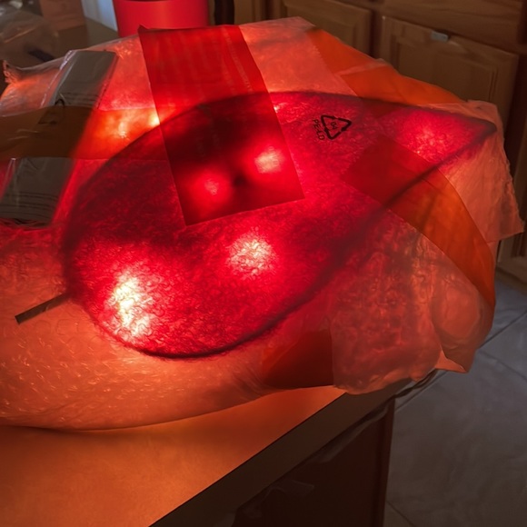 Light Up Flying Pig Pink Christmas Holiday Time 26 inches tall indoor outdoor - Picture 9 of 12